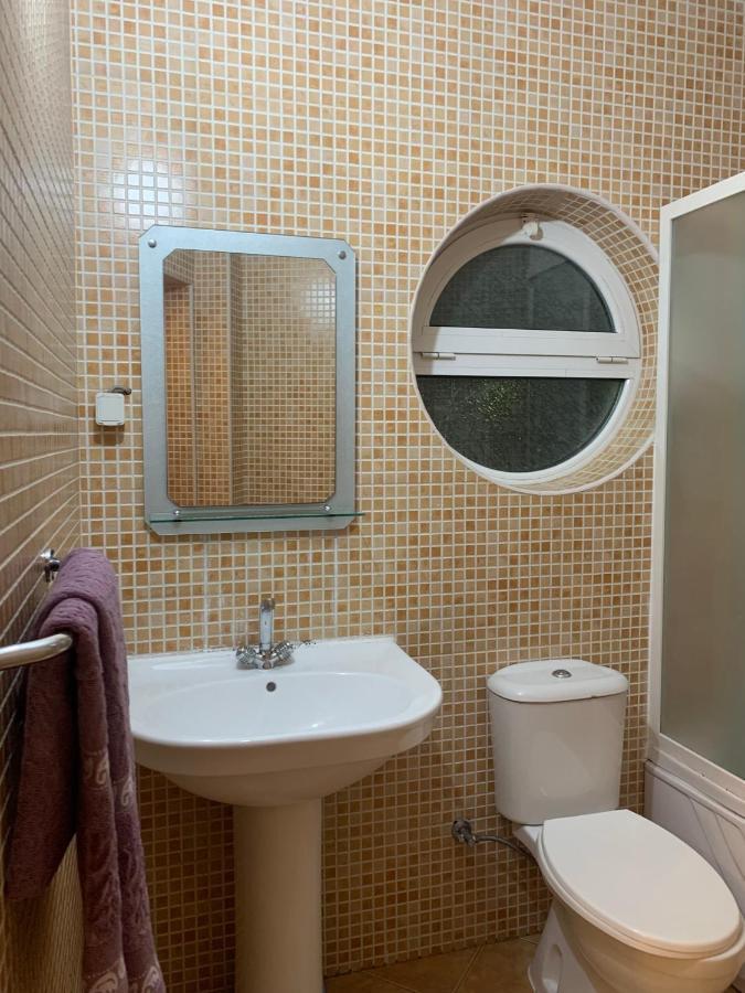 Guest House Nuhii Улцин Екстериор снимка