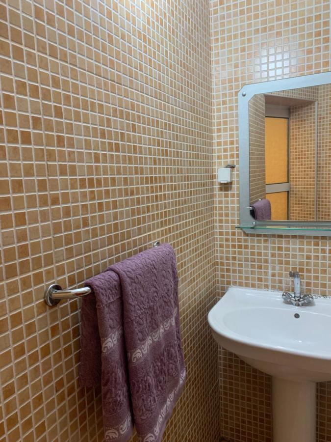 Guest House Nuhii Улцин Екстериор снимка